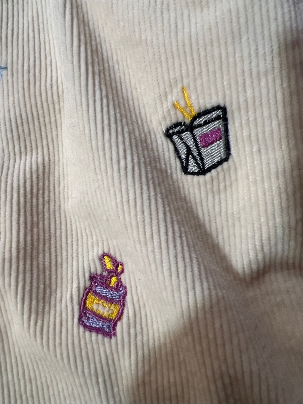Pilcro Cream Embroidered Snack Motif The Icon Slight Flare Jeans - Picture 6 of 13